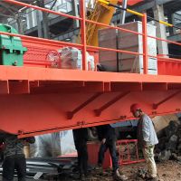 豫光金铅集团再生铅项目    双梁桥式起重机安装现场
